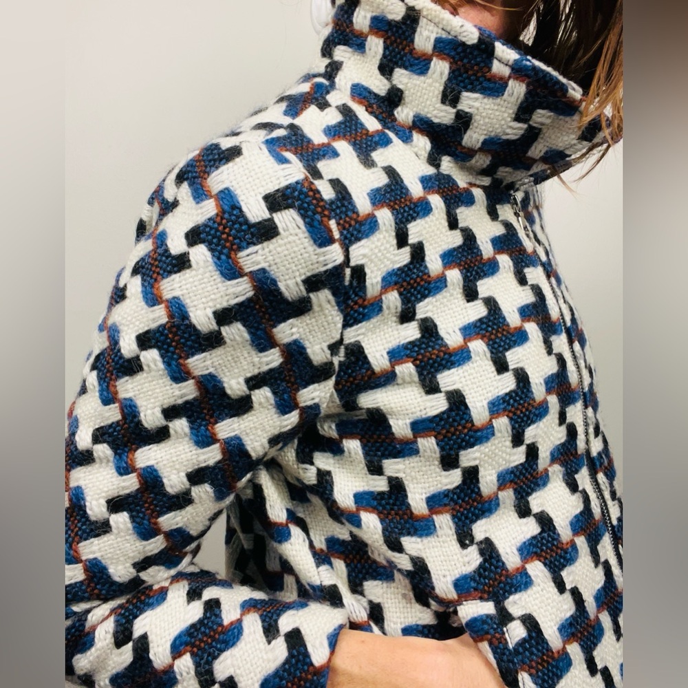 Retro Geometric Pattern Jacket – Retro Zip-Up Statement Jacket – Fits M/L - Picture 2 of 12